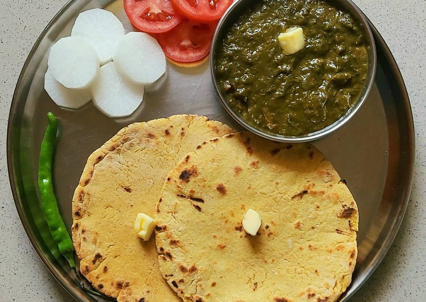 Sarson ka saag Makki ki Roti