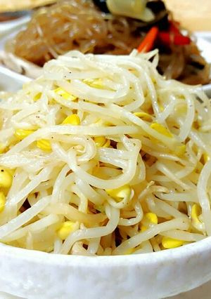 Hình của món Giá Tương Trộn Gia Vị 콩나물 무침 (Món Chay).