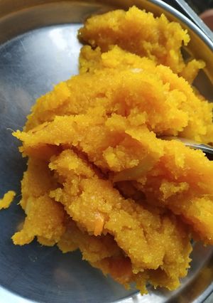 मँगो शिरा (mango sheera recipe in marathi) रेसिपी चे मुख्य फोटो 