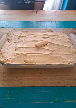 Una foto de Postre de manjar y crema
