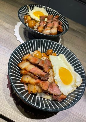 過完年臘肉高麗菜炊穀飯 的食譜成品照片