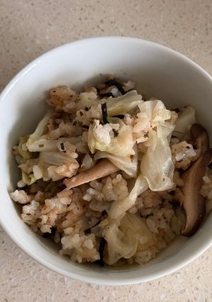 鹽昆布高麗菜飯 的食譜成品照片
