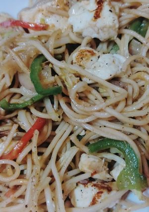 पनीर चाऊमिन (Paneer chowmein recipe in hindi) रेसिपी मुख्य फोटो