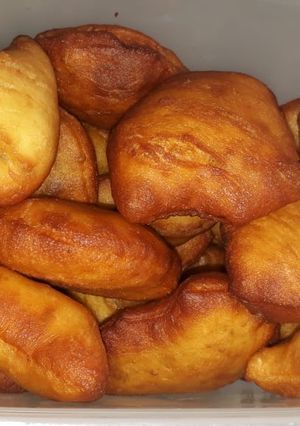 A picture of Mandazi.