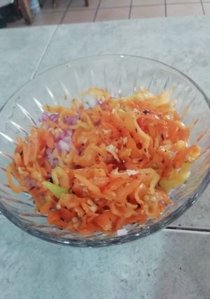 Una foto de Salsa de habaneros con cebolla morada
