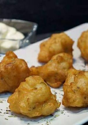 Una foto de Buñuelos de coliflor