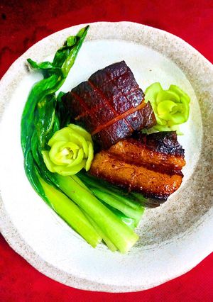 Hình của món Thịt kho đông pha.
