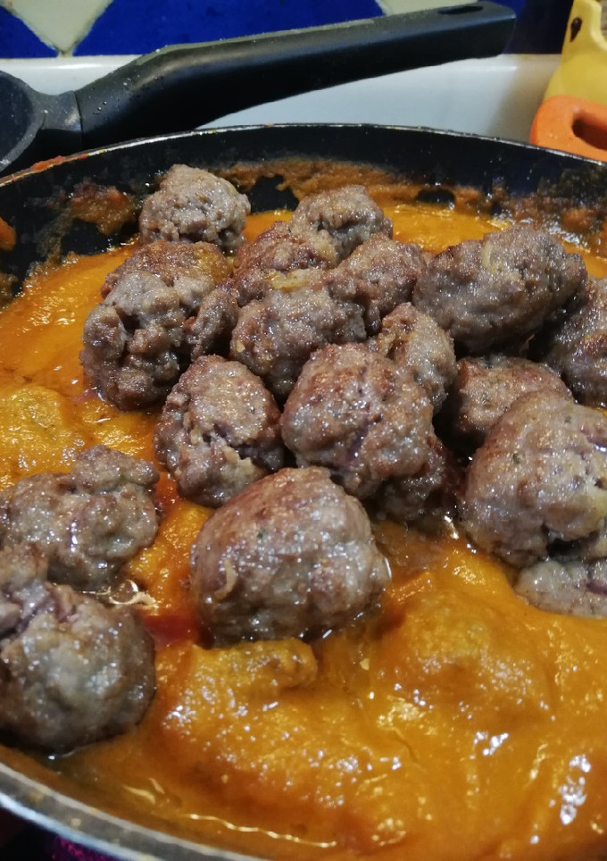 Una foto de Albóndigas en salsa con brandy