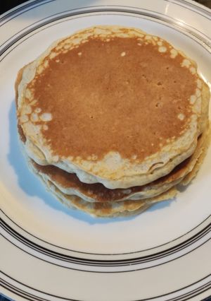 Una foto de Pancake o tortitas caseras Súper fáciles de hacer