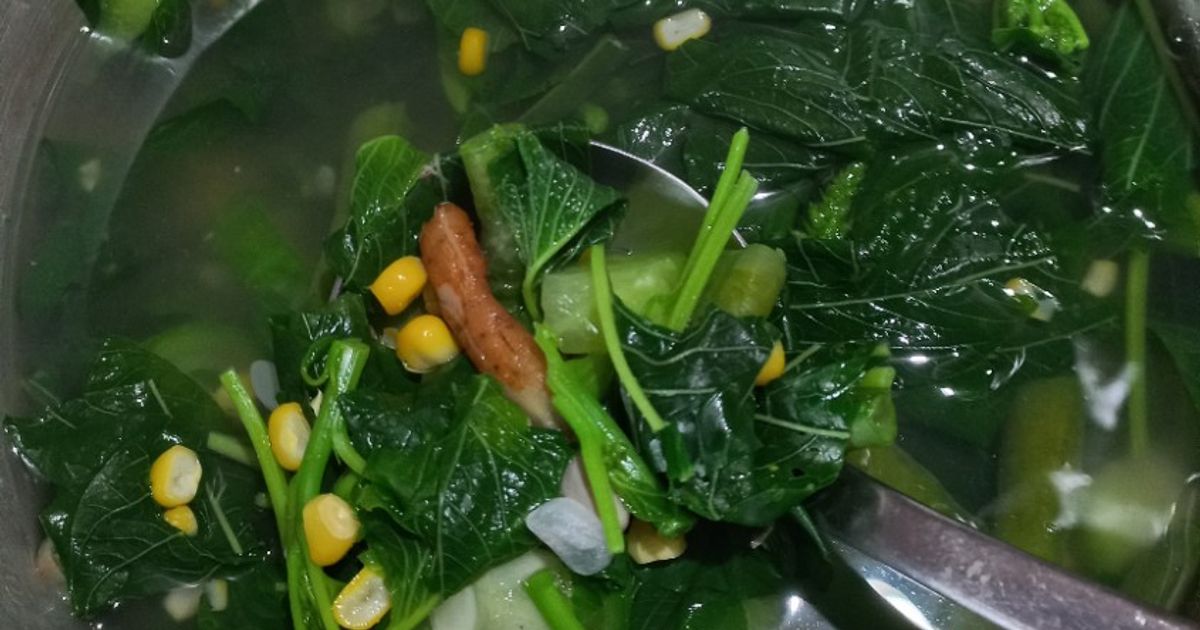 Sayur bening bayam, kacang panjang, labu siam, jagung manis, oyong (gambas)
