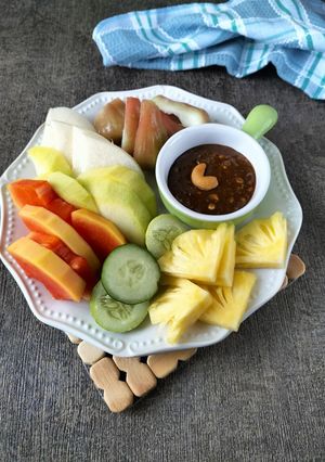Foto resep Bumbu Rujak Uleg Kacang Mete
