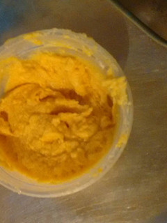 Una foto de Crema de manteca y mandarina