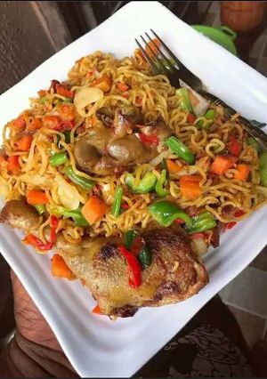 A picture of Stir fry minced Noodles.