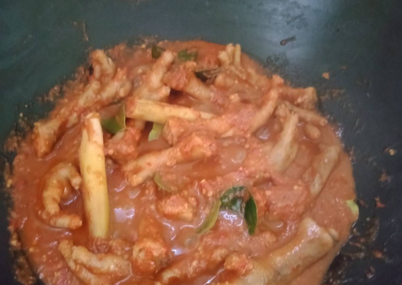 Rica-rica ceker pedas