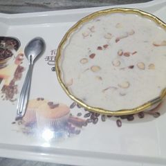 A picture of Apple kheer.