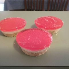 A picture of Jelly slice.