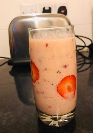 A picture of Strawberry Smoothie.