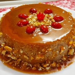 A picture of Chocolate caramel pudding.