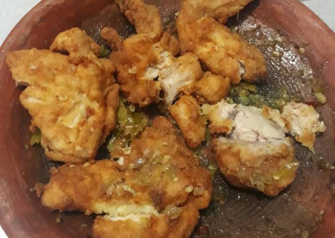 Bagaimana Buat Ayam crispy penyet sambel bawang ijo Anti Gagal