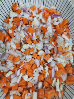 A picture of Mixed Salad.