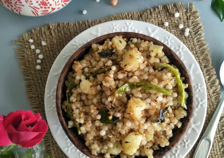 Simple Way to Make Award-winning Sabudana Khichdi