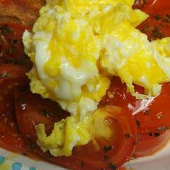 A picture of Roasted Tomatoes and Eggs.