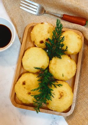 Hình của món Tuần 5: Bánh khoai tây nhân phô mai.