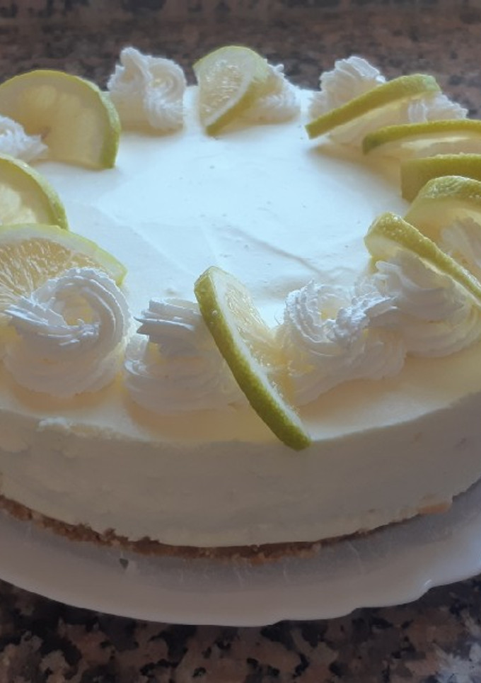 Una foto de Tarta de mousse de limón