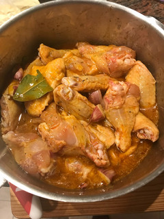 Una foto de Alitas en Adobo