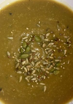 Foto principal de Crema de calabaza y boletus al ajo negro