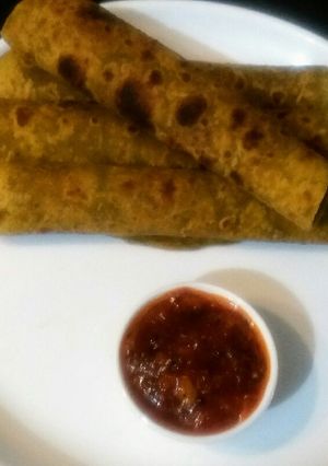 A picture of Lauki paratha.