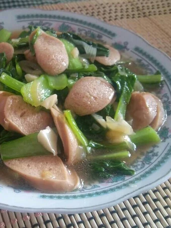 Langkah Gampang Membuat Resep Beef Bratwurst cah Baby Pokcoy Anti Ribet, Mantap