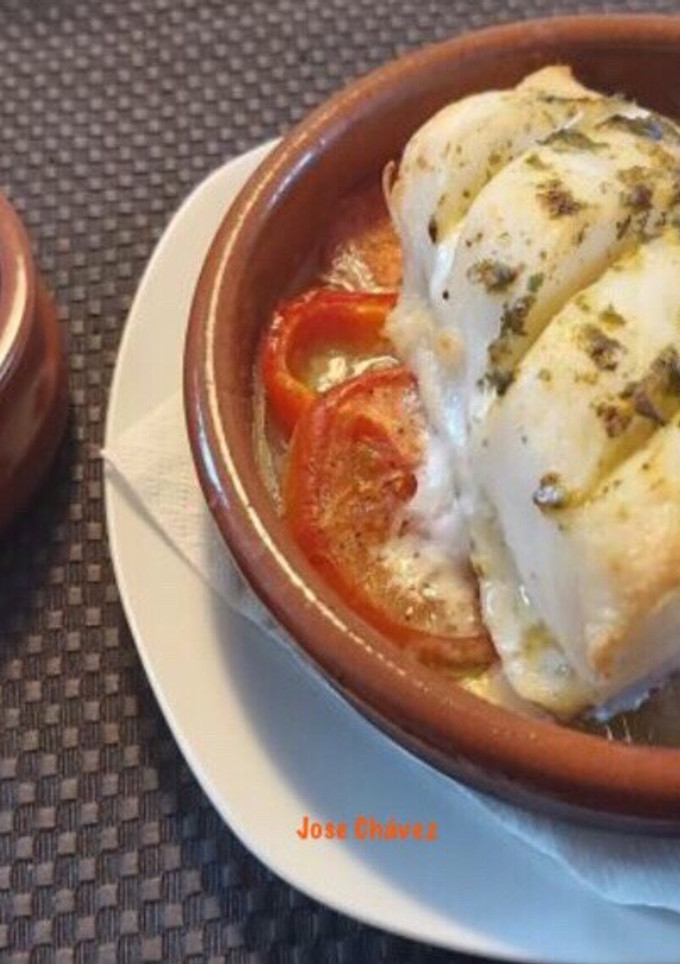 Una foto de Bacalao gratinado con papas al horno