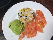 Una foto de cangrejo con aguacate