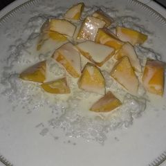 A picture of Mango Sticky Rice.