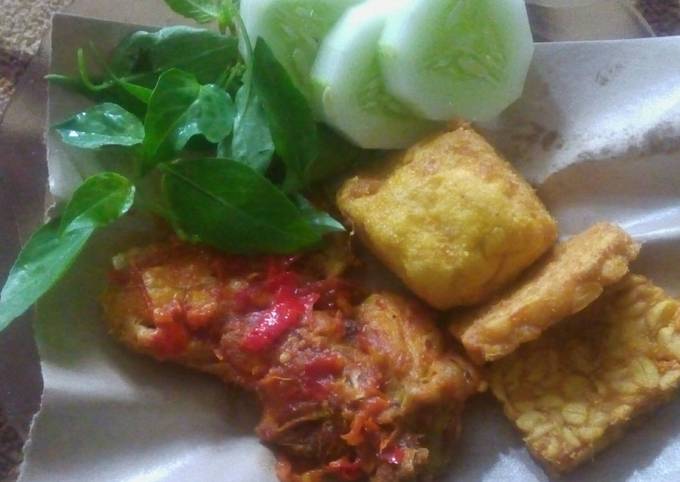 Cara Gampang Membuat Ayam Penyet yang Enak