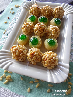 Una foto de Panellets de piñones {Apto para Diabéticos}