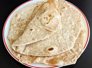 Una foto de 🌯 Masa integral para tacos o wraps 🌮