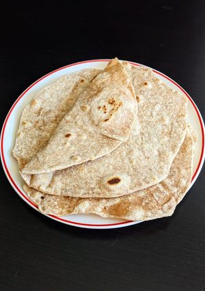 Una foto de 🌯 Masa integral para tacos o wraps 🌮