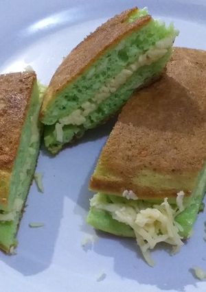 Foto resep Easy Martabak Pandan Keju Keto