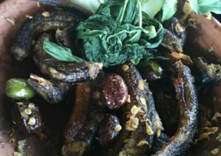 Sambal kencur belut bakar