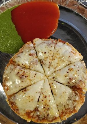 A picture of Pizza.