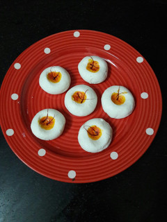 કેસર સંદેશ (Kesar Sandesh Recipe In Gujarati) રેસીપી મુખ્ય ફોટો