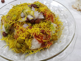 રગડા ચાટ(Ragda Chaat Recipe in Gujarati)