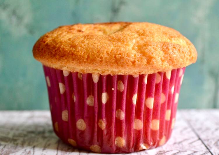 Strawberry and White Chocolate Chip Muffins