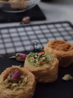 صورة لوصفة عش البلبل بالمكسرات واللوتس والبستاشيو 😋