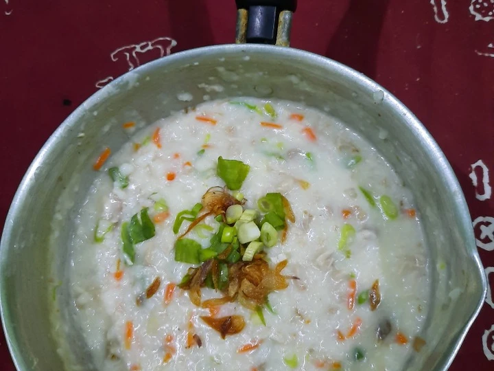 Cara Mudah Menyiapkan Resep Bubur sayur kaldu ayam yang Sempurna Anti Ribet, Mantap