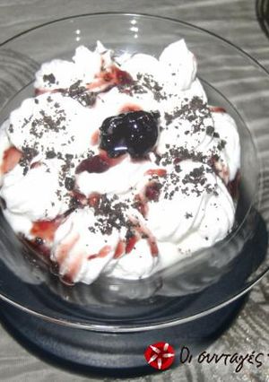 Φωτογραφία της συνταγής Black forest yogurt