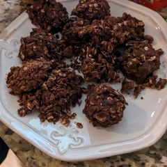 A picture of No Bake Cookies.