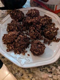 A picture of No Bake Cookies.